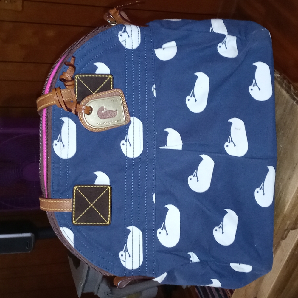 Dooney & Bourke shoulder bag